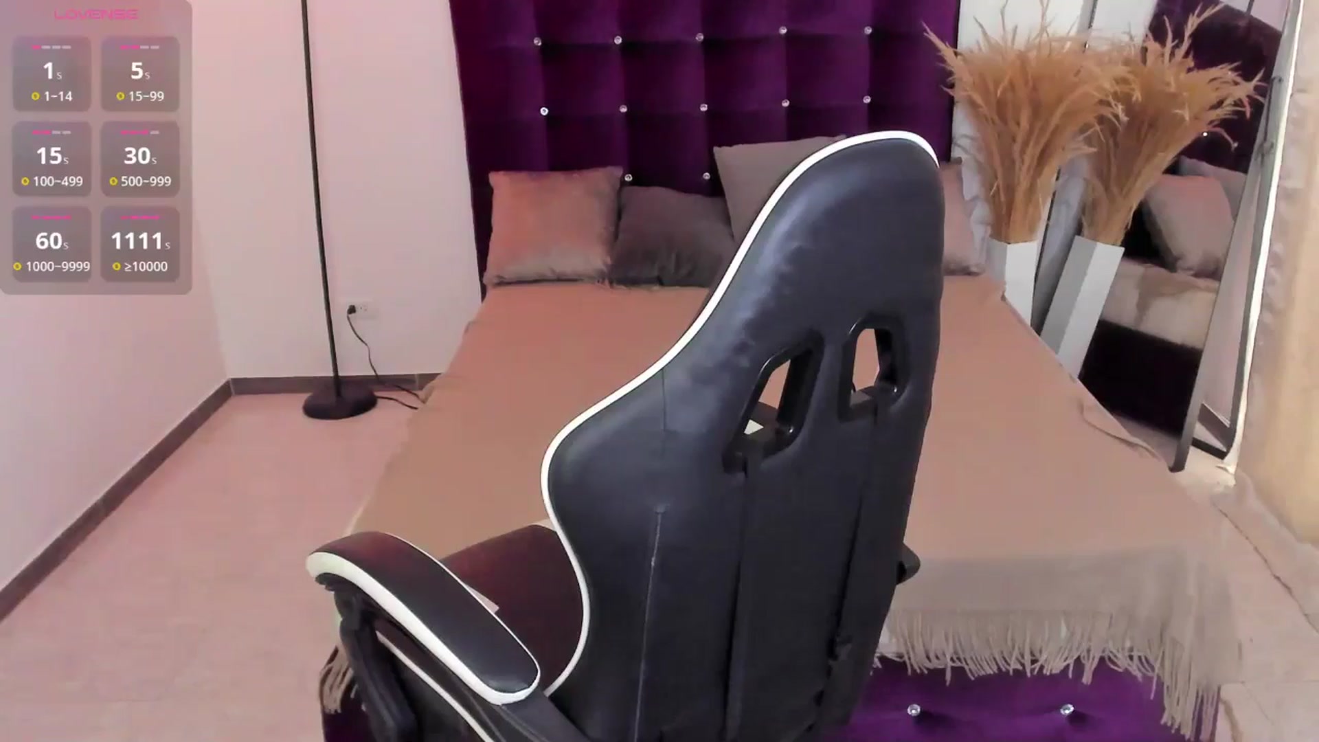 Gallery image thumbnail from SexyGirll_'s myfreecams stream on, 06/23/2025, 19:22 image 10 of 20