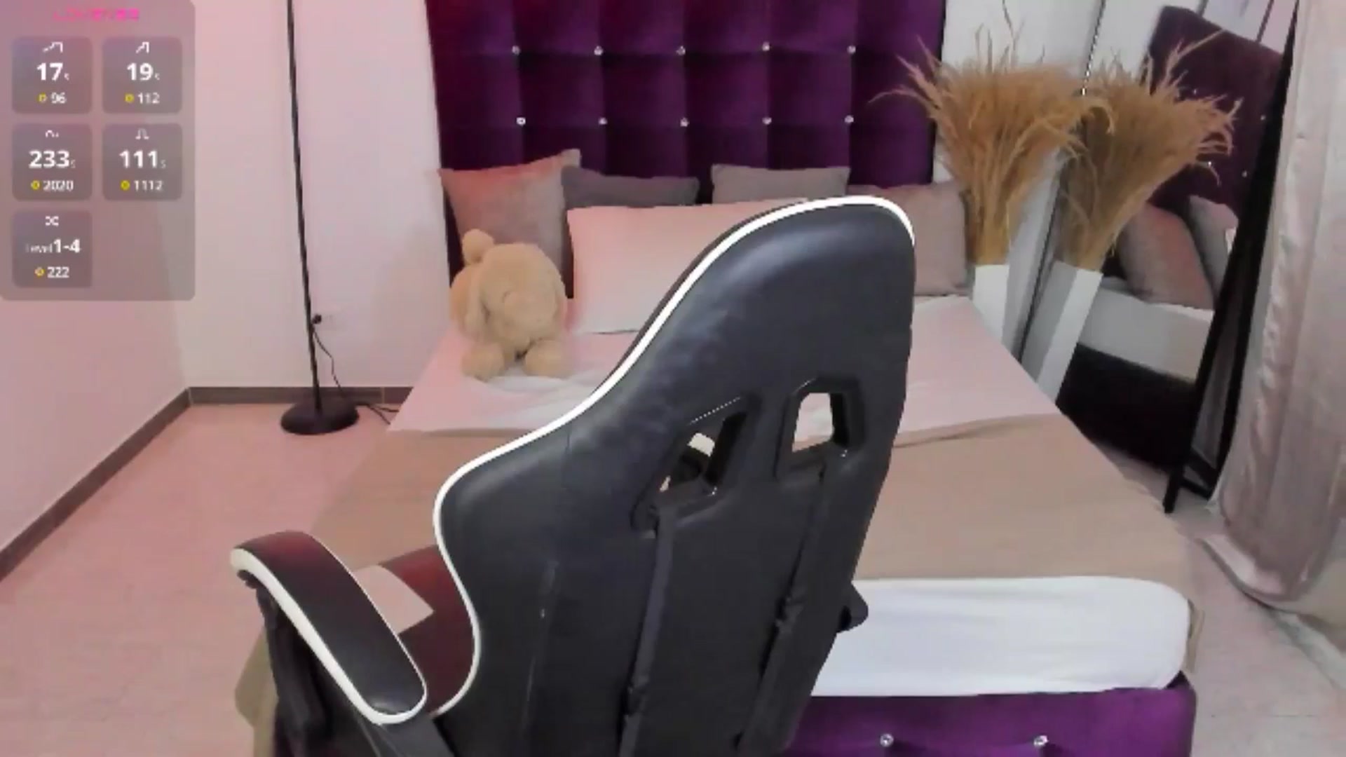 Gallery image thumbnail from SexyGirll_'s myfreecams stream on, 06/29/2025, 01:49 image 11 of 20