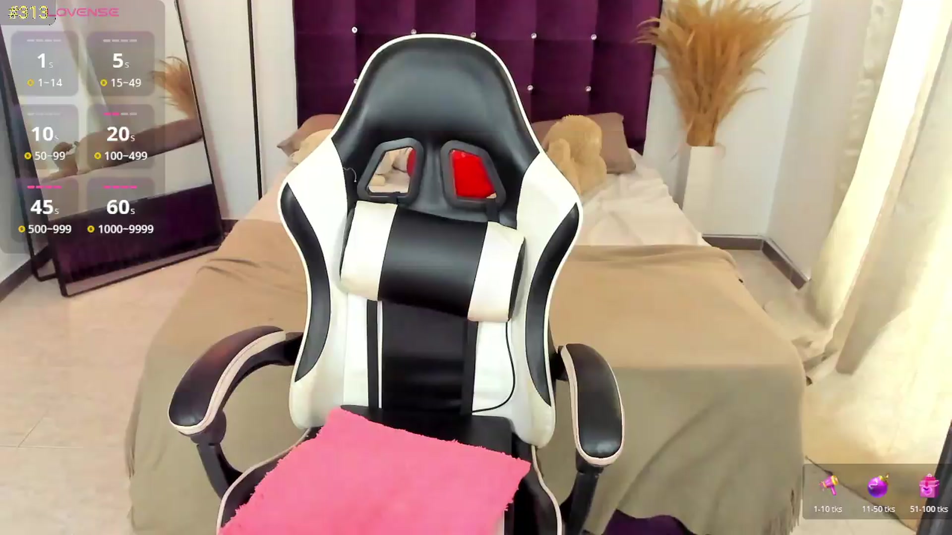 Gallery image thumbnail from SexyGirll_'s myfreecams stream on, 08/29/2026, 17:32 image 8 of 20