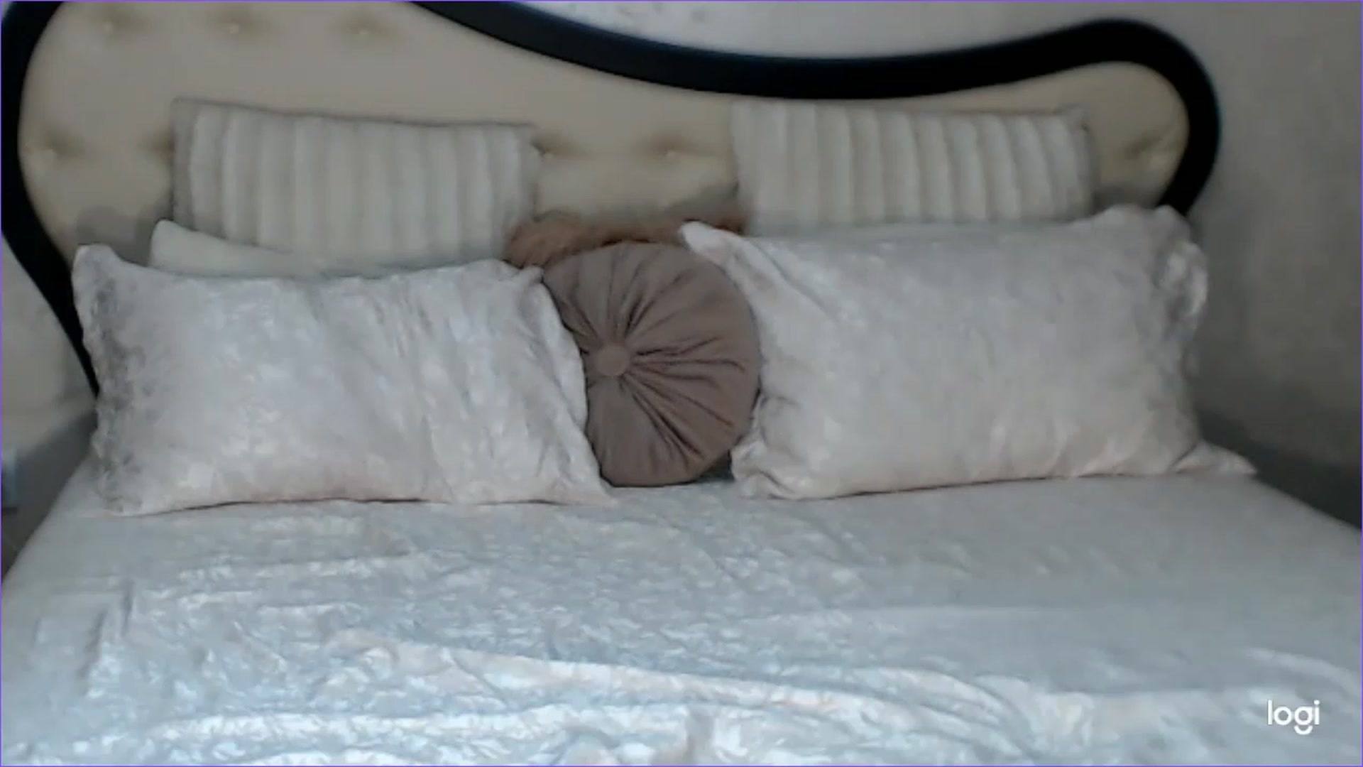 Gallery image thumbnail from SexyIceCreeam's myfreecams stream on, 06/12/2023, 04:11 image 9 of 20