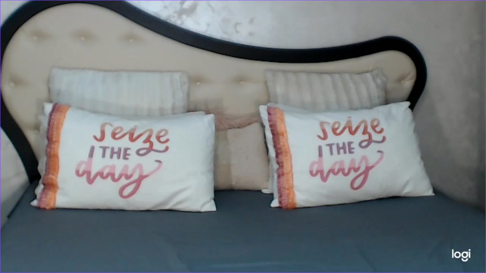 Gallery image thumbnail from SexyIceCreeam's myfreecams stream on, 01/26/2024, 04:57 image 8 of 20