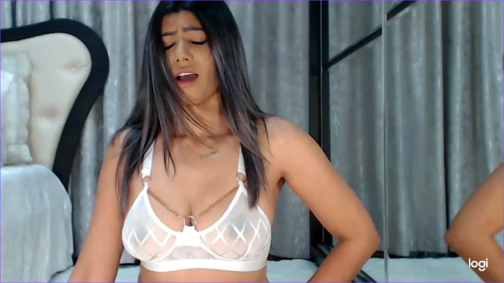 Gallery image thumbnail from SexyIceCreeam's myfreecams stream on, 06/29/2024, 02:15 image 1 of 20