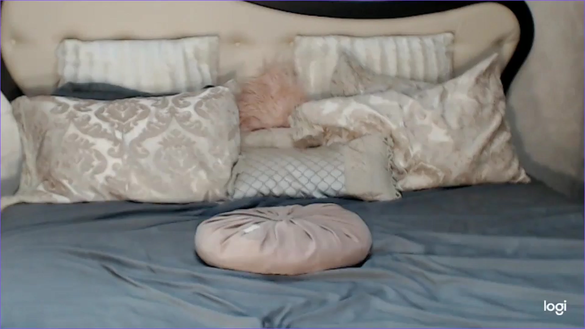Gallery image thumbnail from SexyIceCreeam's myfreecams stream on, 03/03/2025, 05:23 image 3 of 20