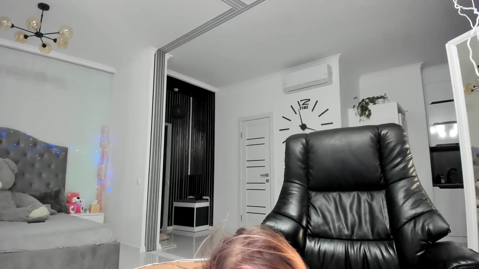 Gallery image thumbnail from SexyJu's myfreecams stream on, 03/13/2024, 02:22 image 9 of 20