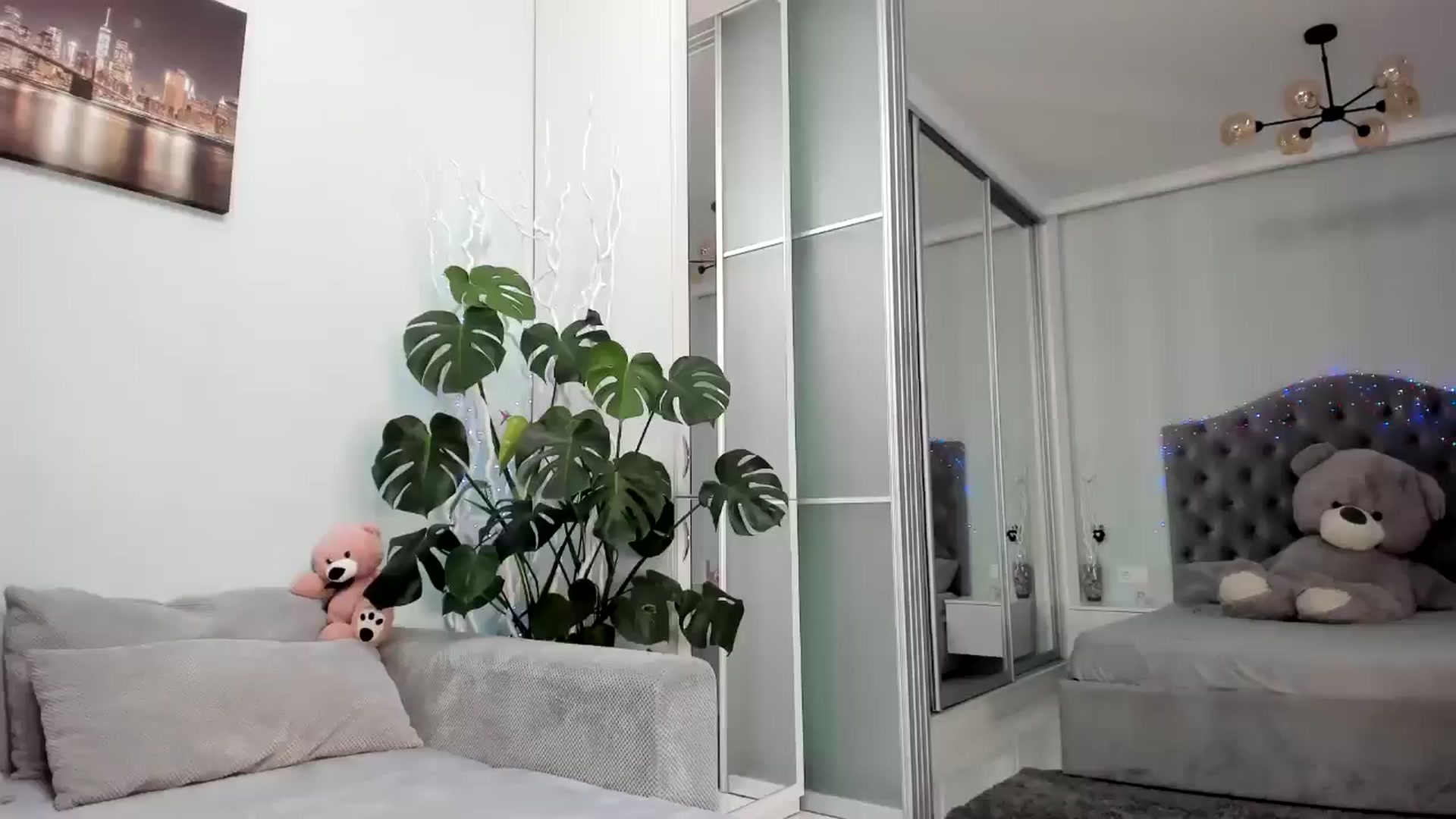Gallery image thumbnail from SexyJu's myfreecams stream on, 08/31/2024, 21:58 image 19 of 20