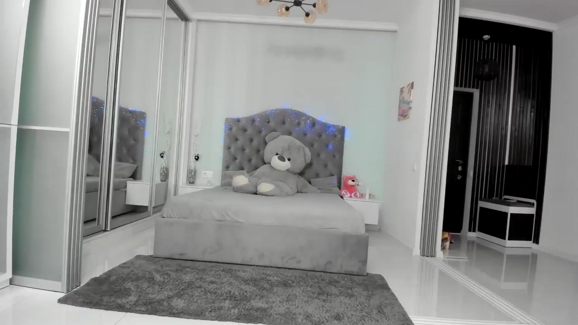 Gallery image thumbnail from SexyJu's myfreecams stream on, 08/31/2024, 22:54 image 15 of 20