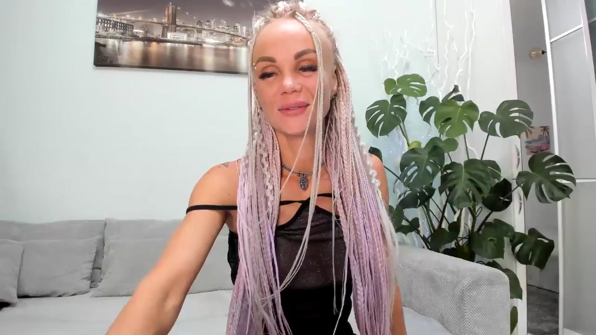 Gallery image thumbnail from SexyJu's myfreecams stream on, 09/01/2024, 22:24 image 16 of 20