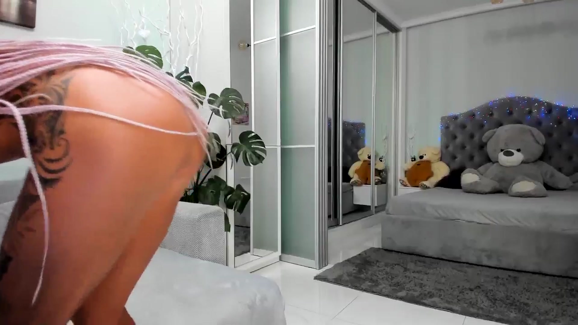 Gallery image thumbnail from SexyJu's myfreecams stream on, 09/10/2024, 23:38 image 13 of 20