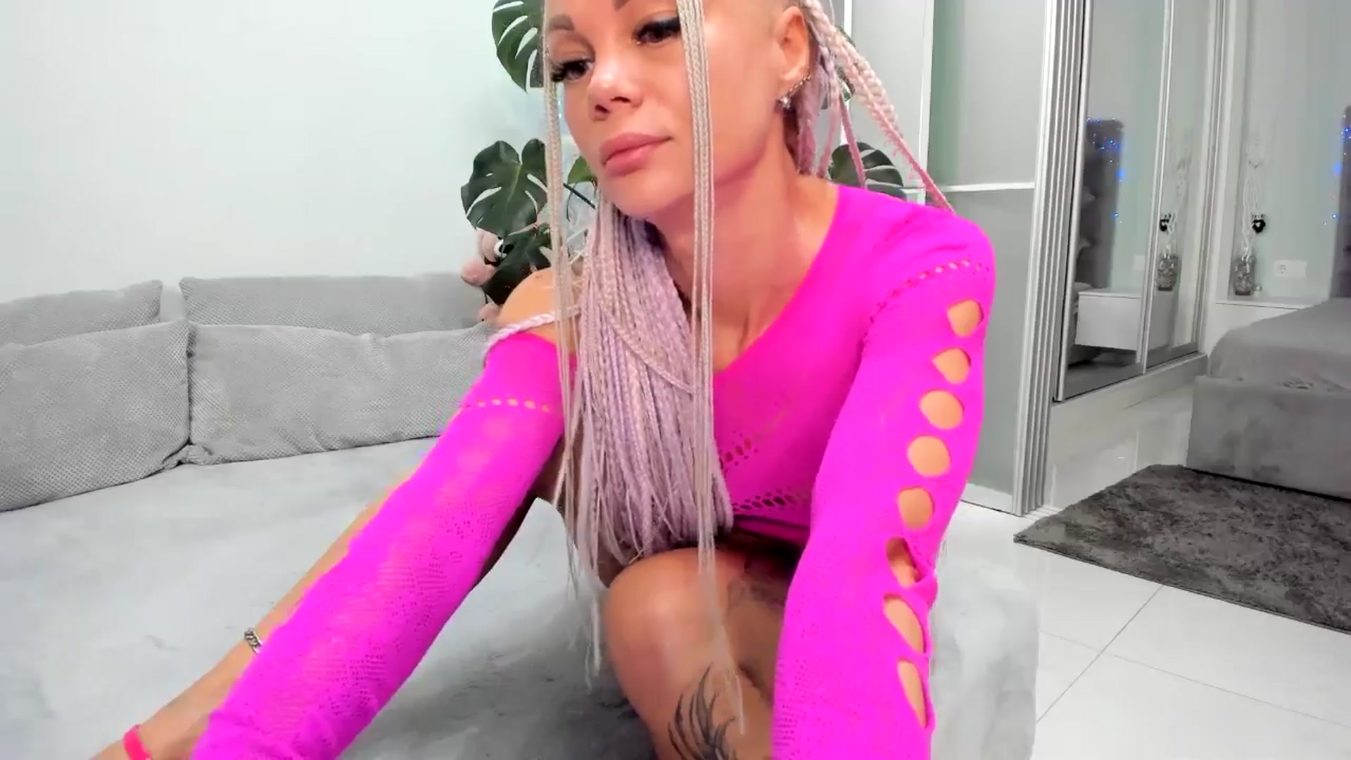 Gallery image thumbnail from SexyJu's myfreecams stream on, 10/06/2024, 23:37 image 6 of 20