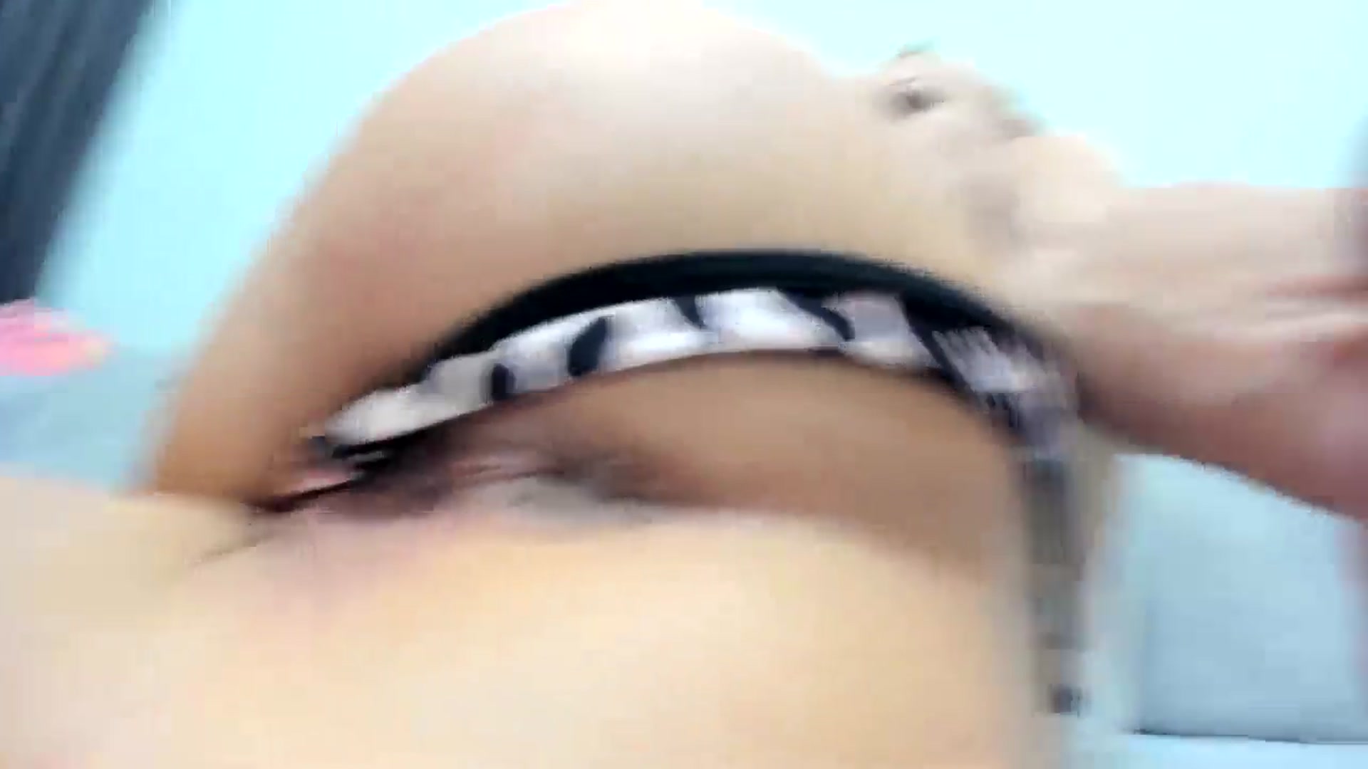 Gallery image thumbnail from SexyJu's myfreecams stream on, 10/26/2024, 23:25 image 15 of 20