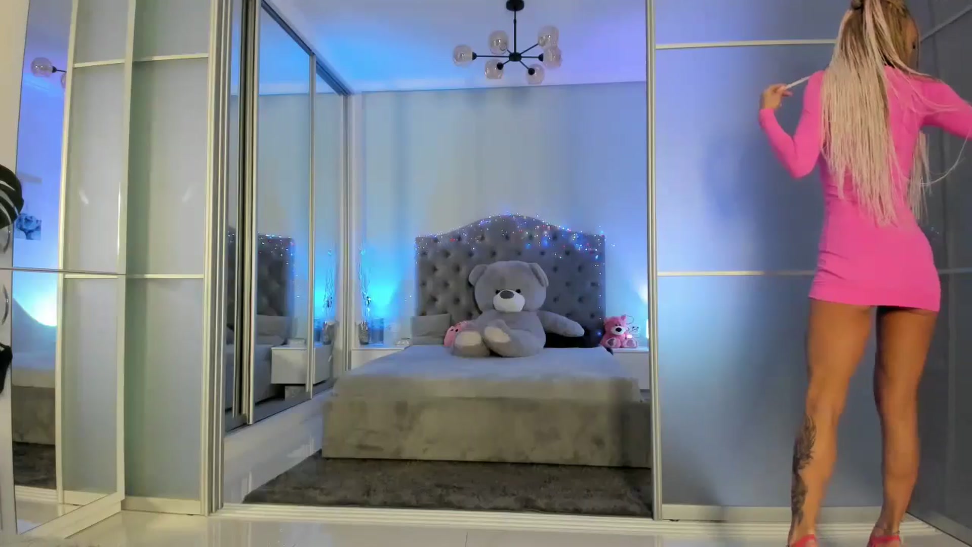 Gallery image thumbnail from SexyJu's myfreecams stream on, 11/21/2024, 23:16 image 4 of 20