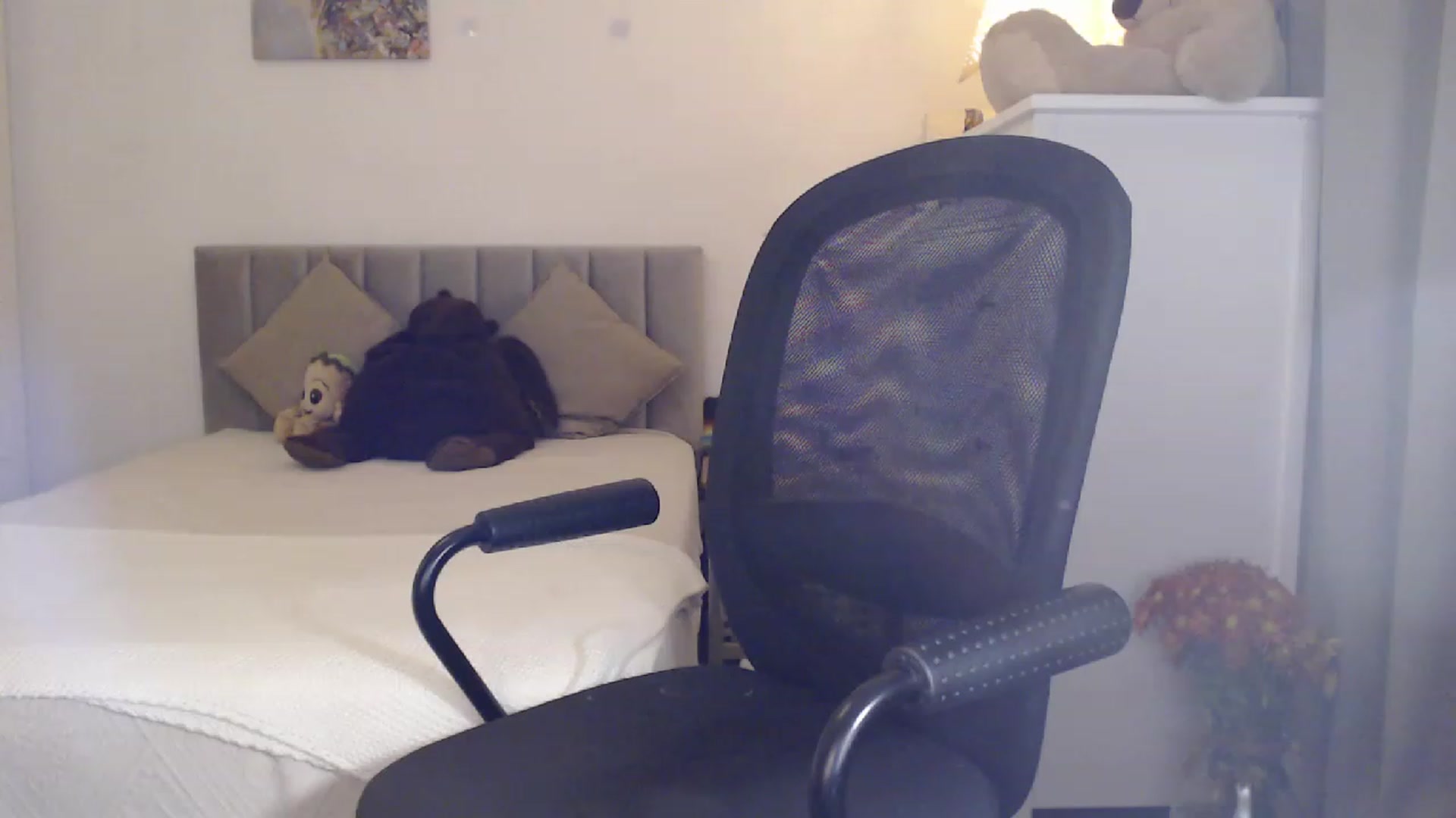 Gallery image thumbnail from SexyJulie's myfreecams stream on, 11/21/2022, 19:44 image 10 of 20