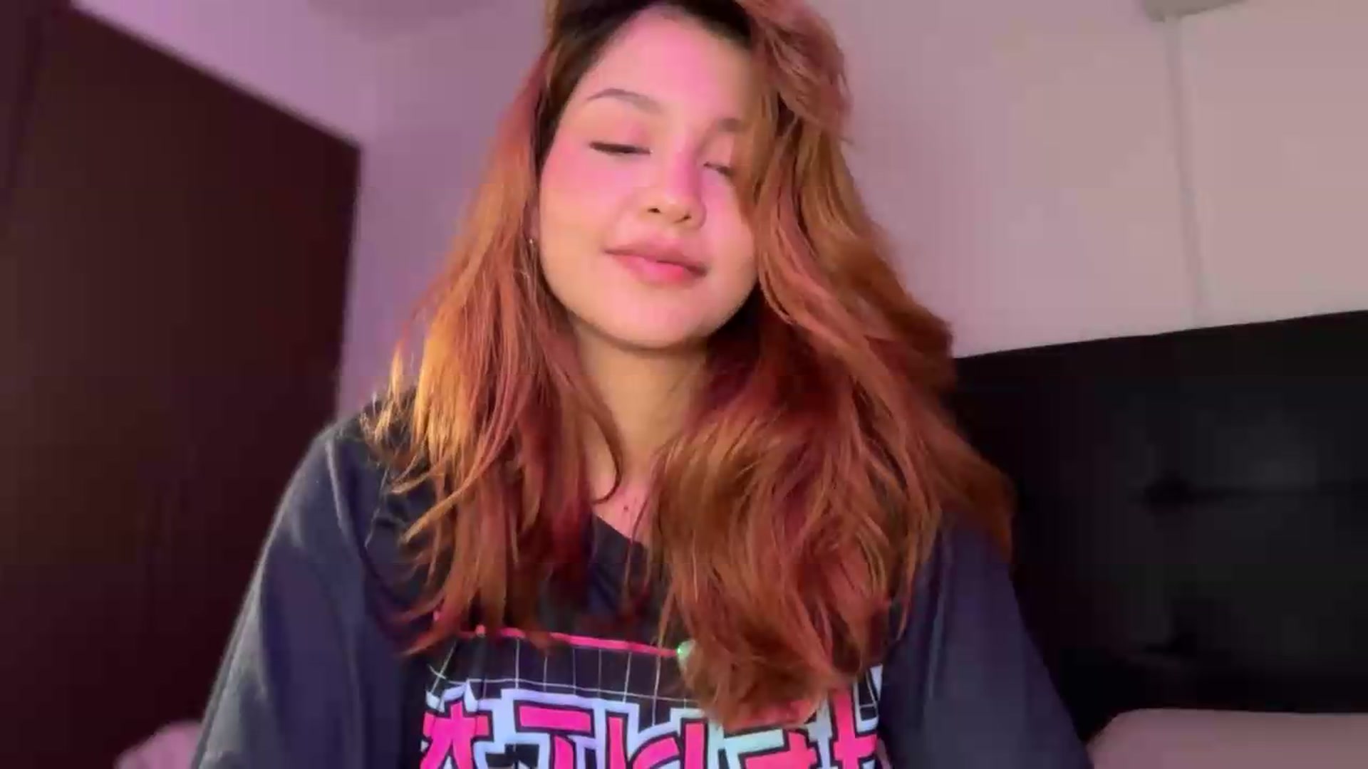 Gallery image thumbnail from SexyLia's myfreecams stream on, 08/18/2026, 24:17 image 14 of 20
