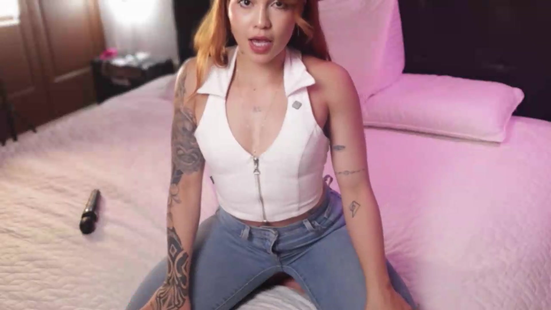Gallery image thumbnail from SexyLia's myfreecams stream on, 08/23/2026, 01:20 image 3 of 20