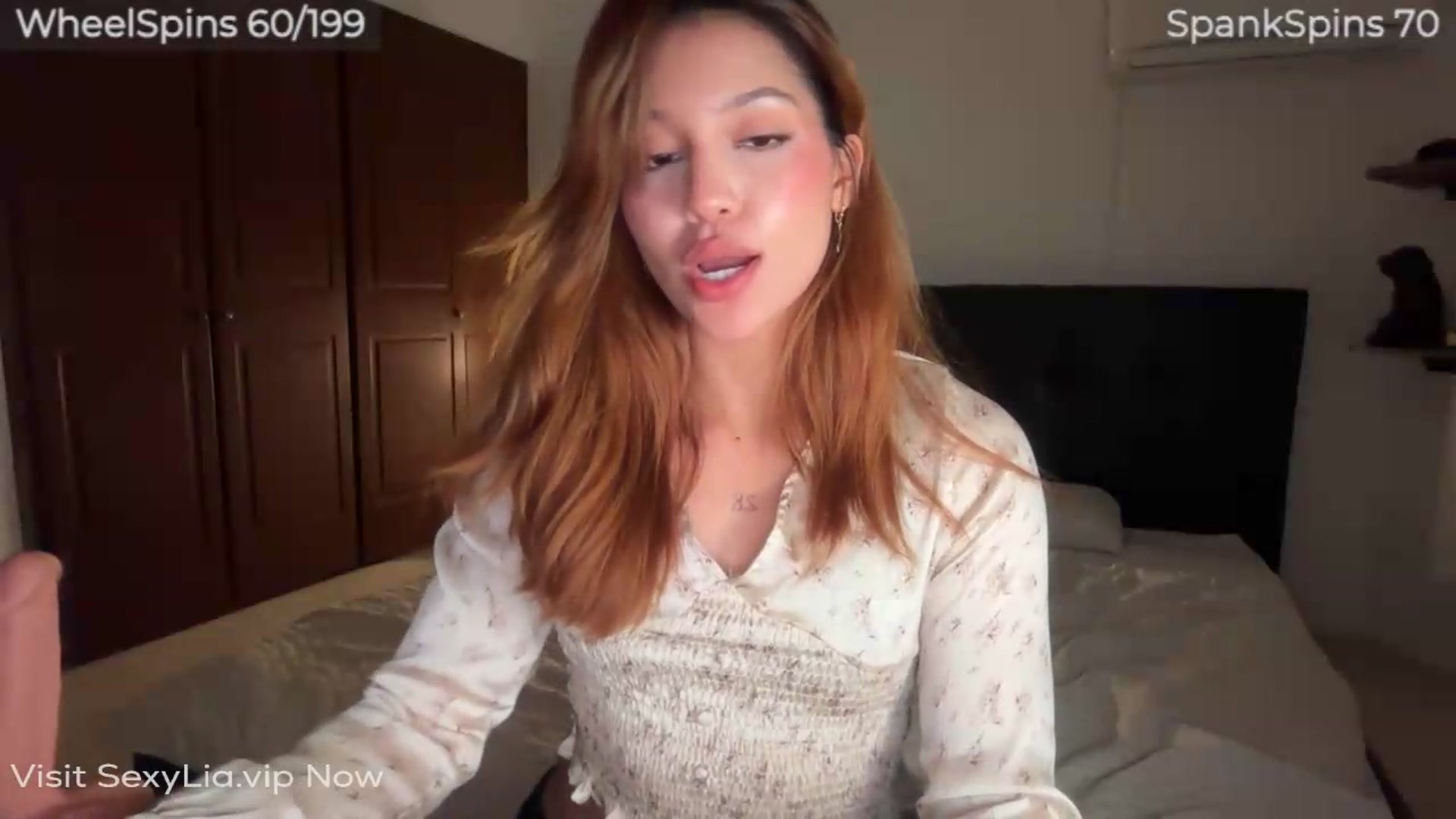 Gallery image thumbnail from SexyLia's myfreecams stream on, 09/15/2026, 05:53 image 13 of 20