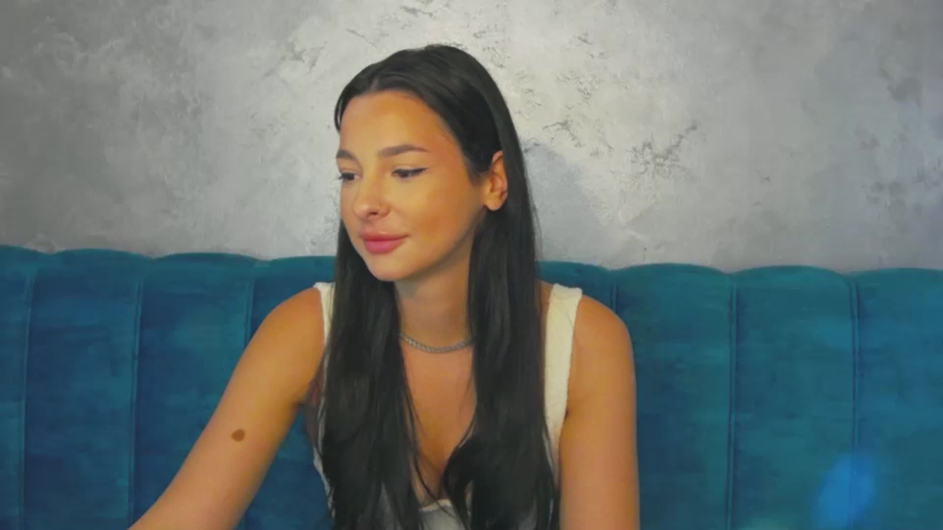 Gallery image thumbnail from SexyLittleMe's myfreecams stream on, 09/10/2024, 15:08 image 6 of 20