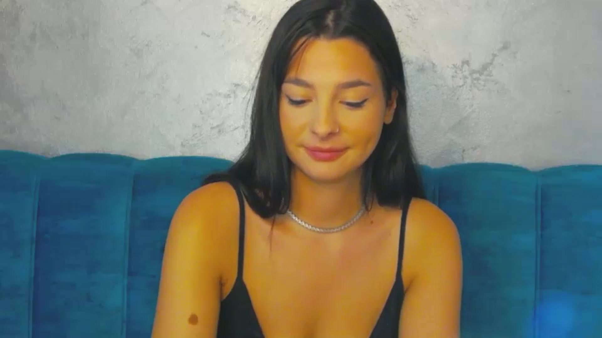 Gallery image thumbnail from SexyLittleMe's myfreecams stream on, 09/10/2024, 15:08 image 19 of 20