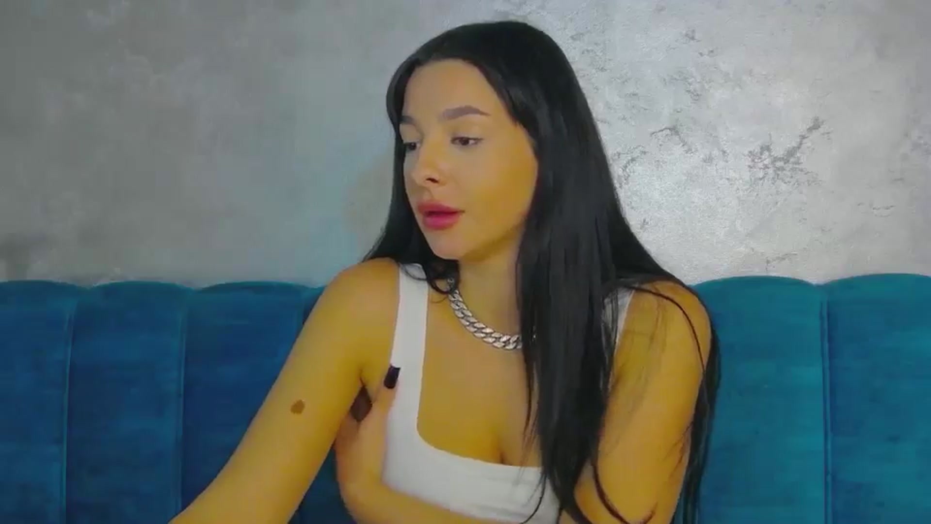 Gallery image thumbnail from SexyLittleMe's myfreecams stream on, 09/17/2024, 19:08 image 3 of 20