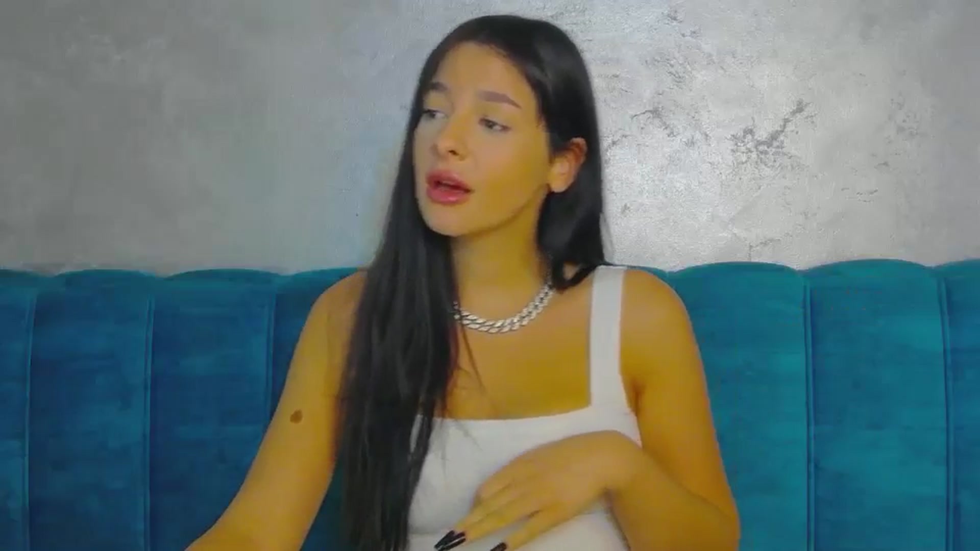 Gallery image thumbnail from SexyLittleMe's myfreecams stream on, 09/17/2024, 19:08 image 9 of 20