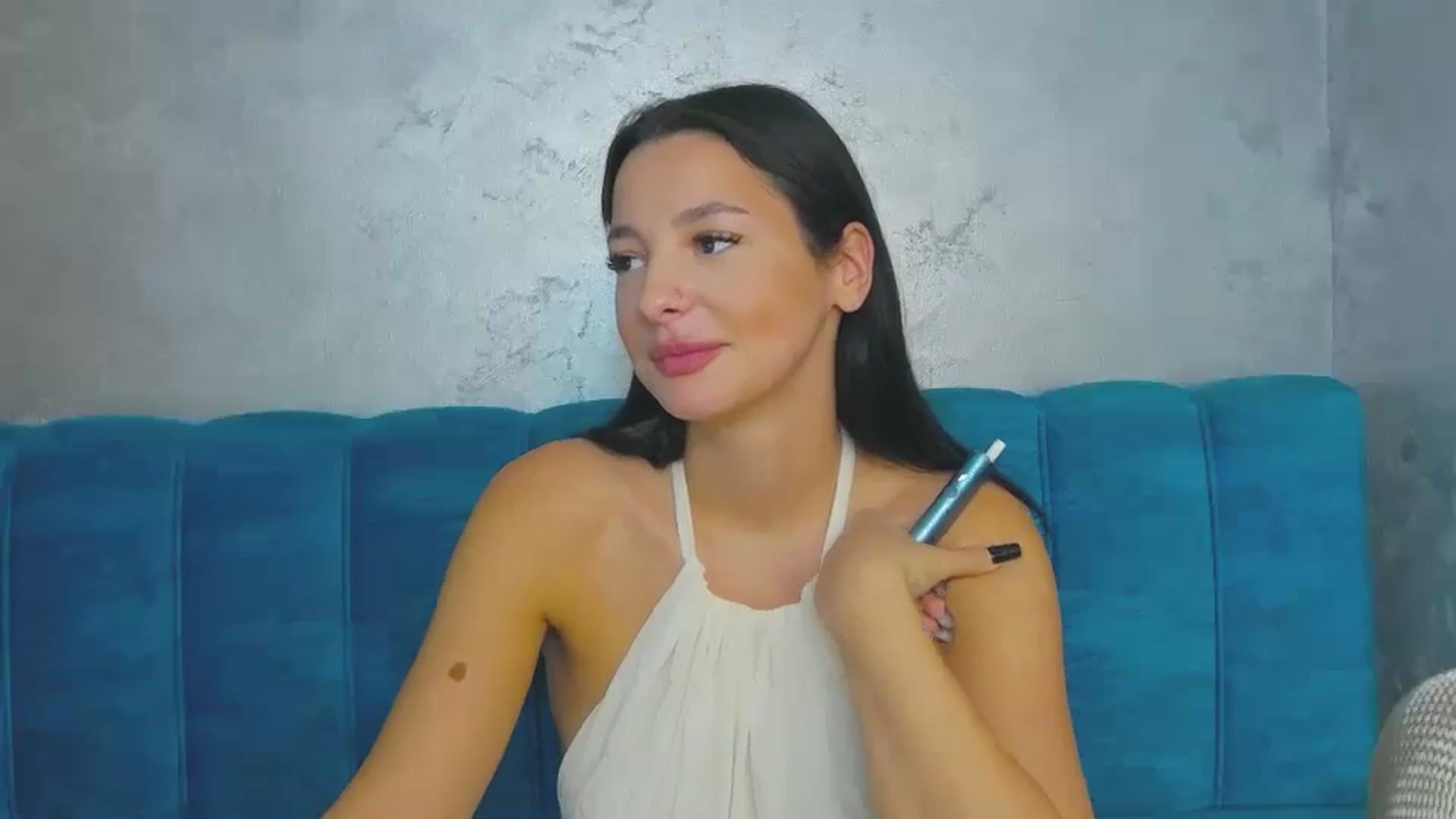 Gallery image thumbnail from SexyLittleMe's myfreecams stream on, 09/25/2024, 15:09 image 16 of 20