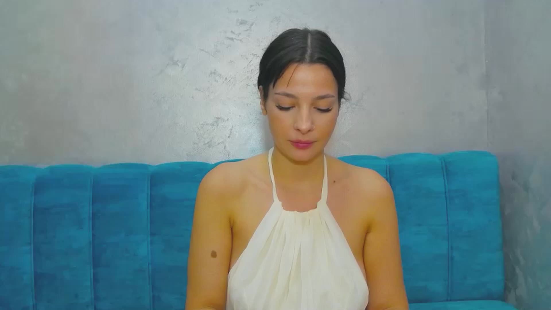 Gallery image thumbnail from SexyLittleMe's myfreecams stream on, 09/25/2024, 19:05 image 2 of 20