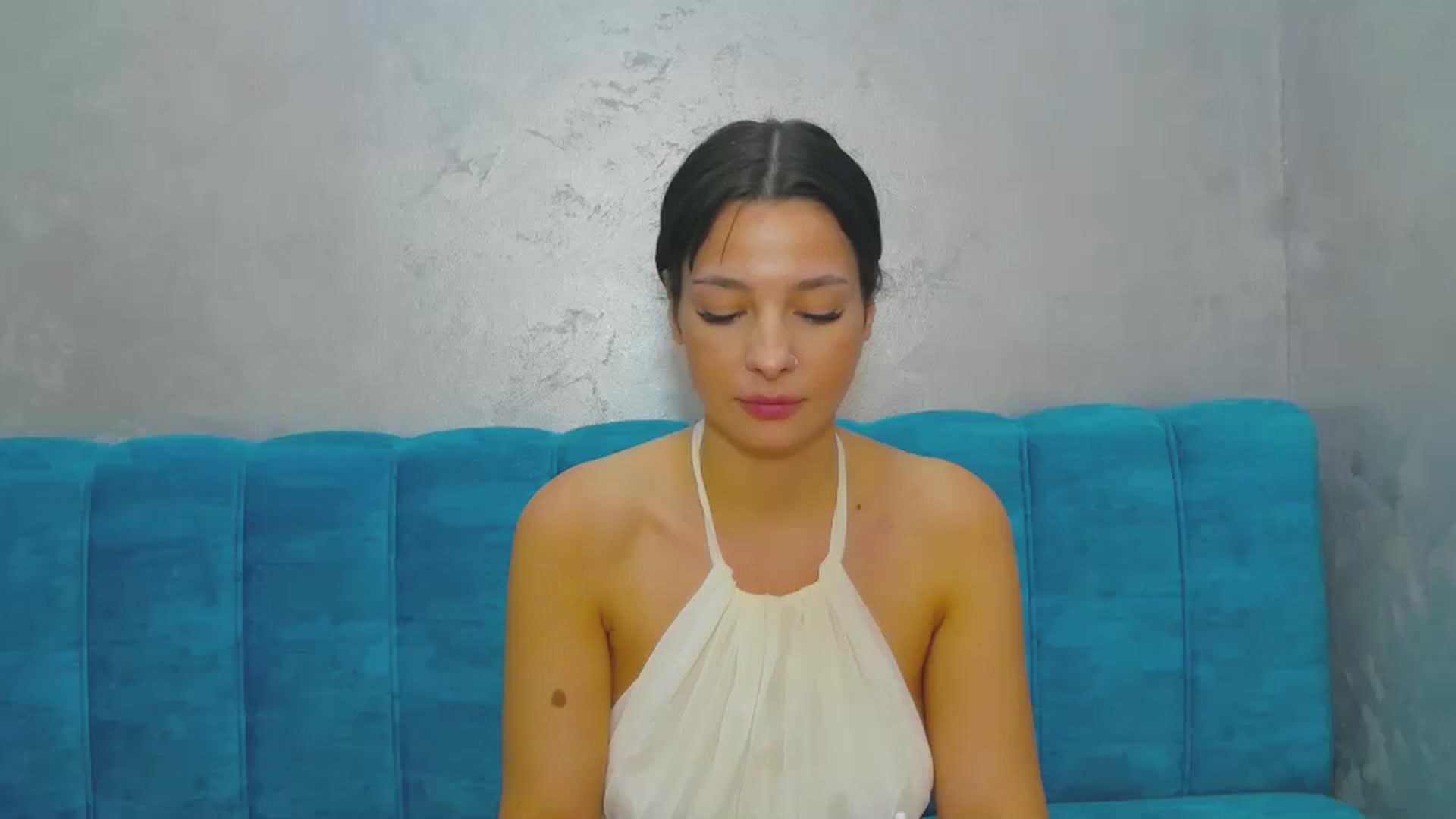 Gallery image thumbnail from SexyLittleMe's myfreecams stream on, 09/25/2024, 19:05 image 4 of 20