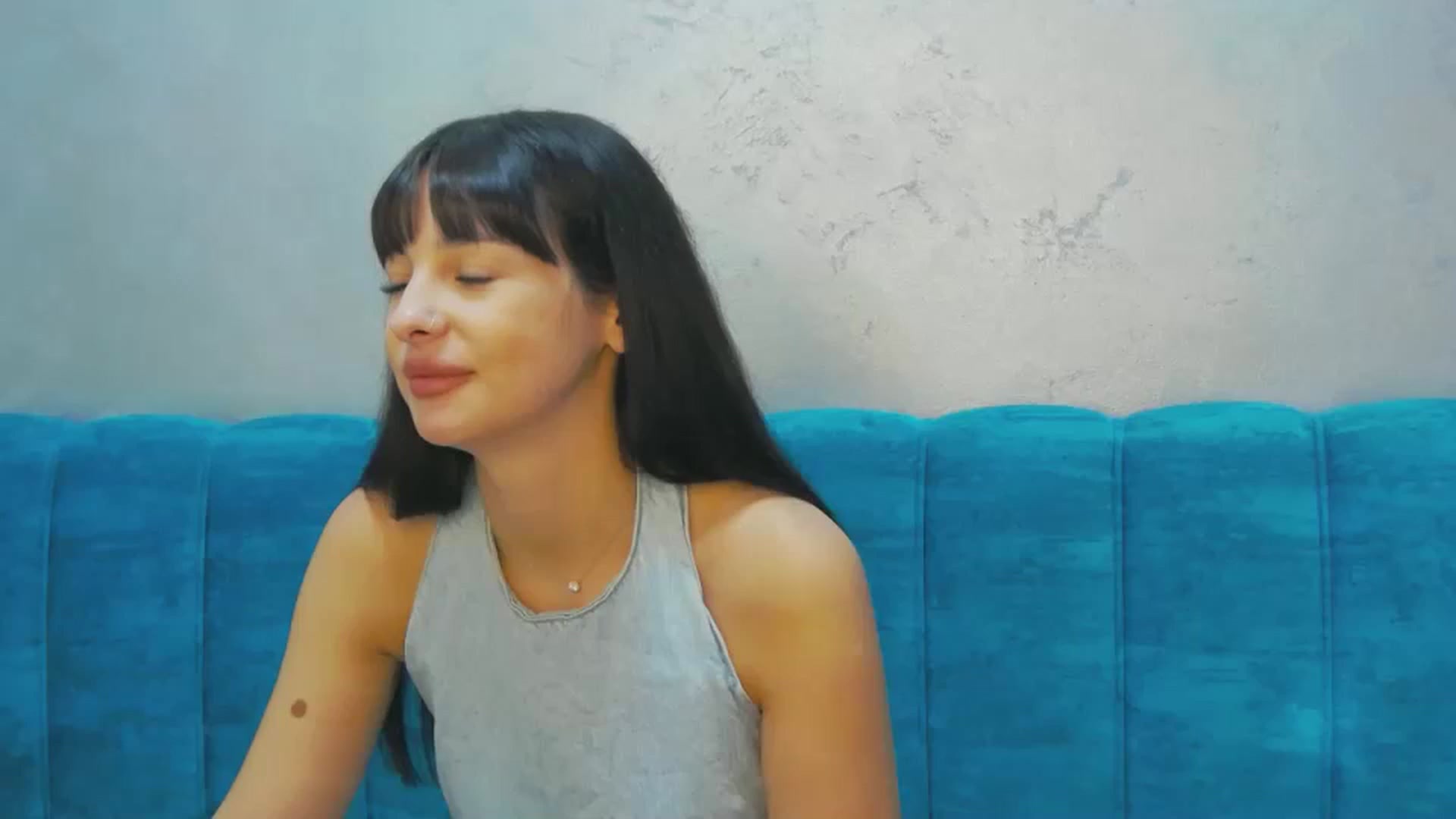 Gallery image thumbnail from SexyLittleMe's myfreecams stream on, 09/30/2024, 13:46 image 3 of 20