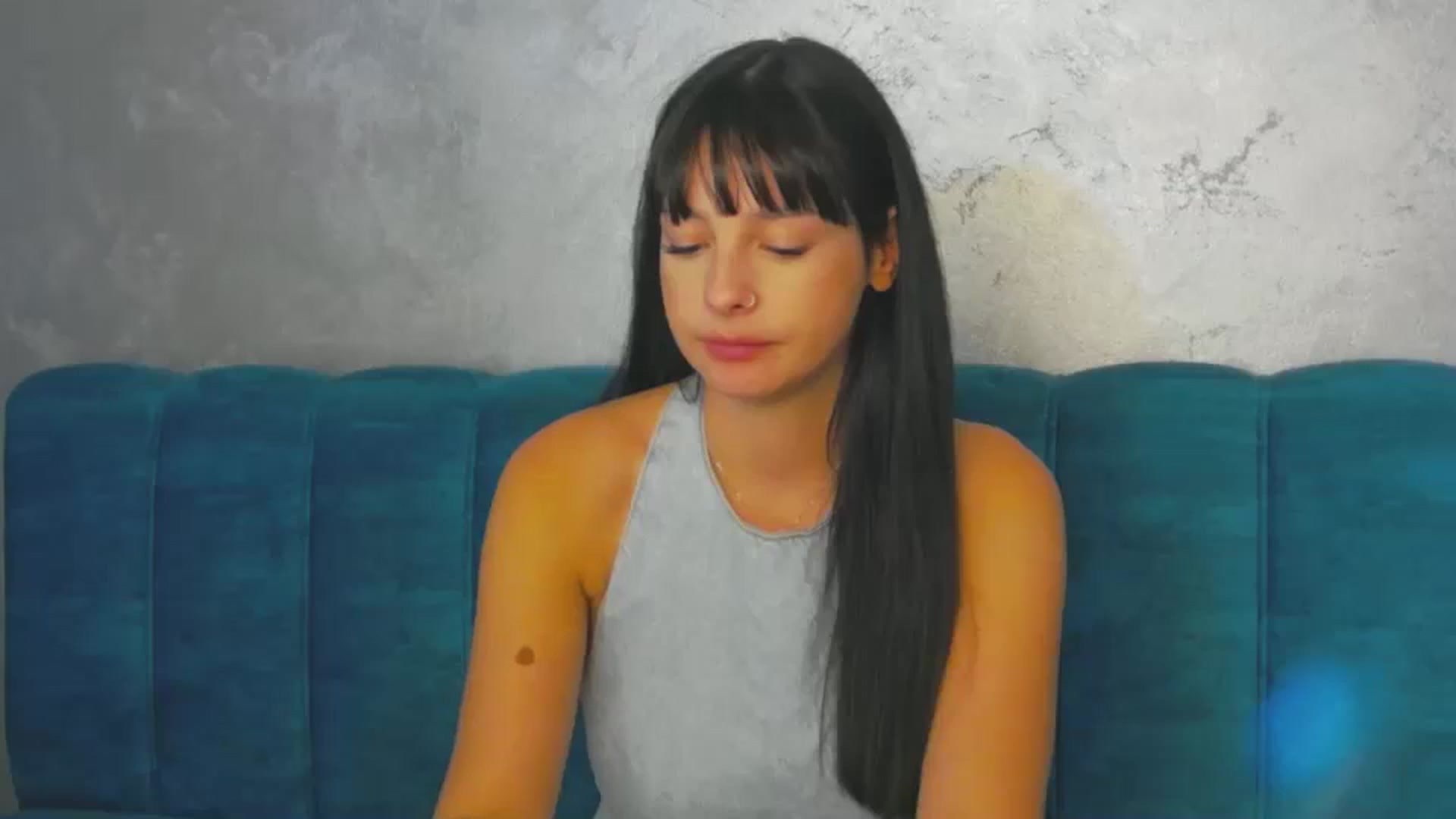 Gallery image thumbnail from SexyLittleMe's myfreecams stream on, 09/30/2024, 19:05 image 19 of 20