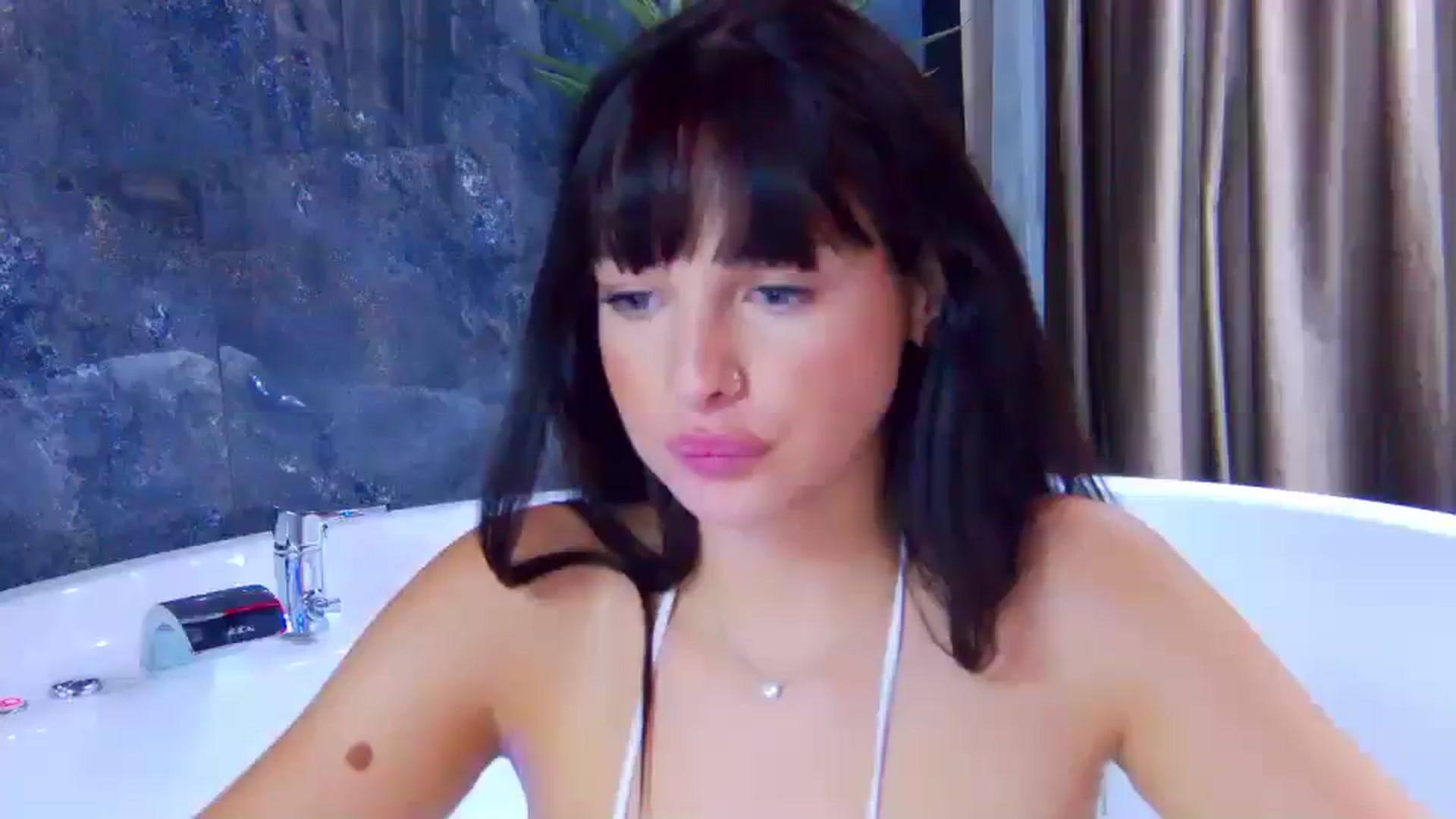 Gallery image thumbnail from SexyLittleMe's myfreecams stream on, 10/01/2024, 15:49 image 6 of 20