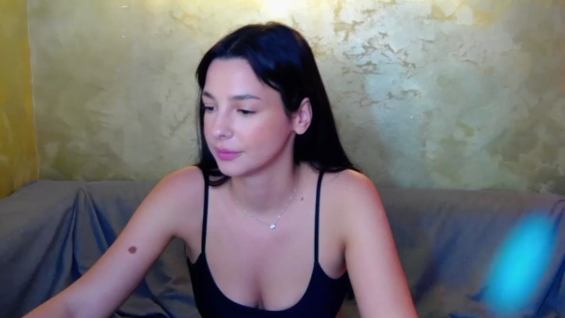 Gallery image thumbnail from SexyLittleMe's myfreecams stream on, 10/04/2024, 15:13 image 2 of 20