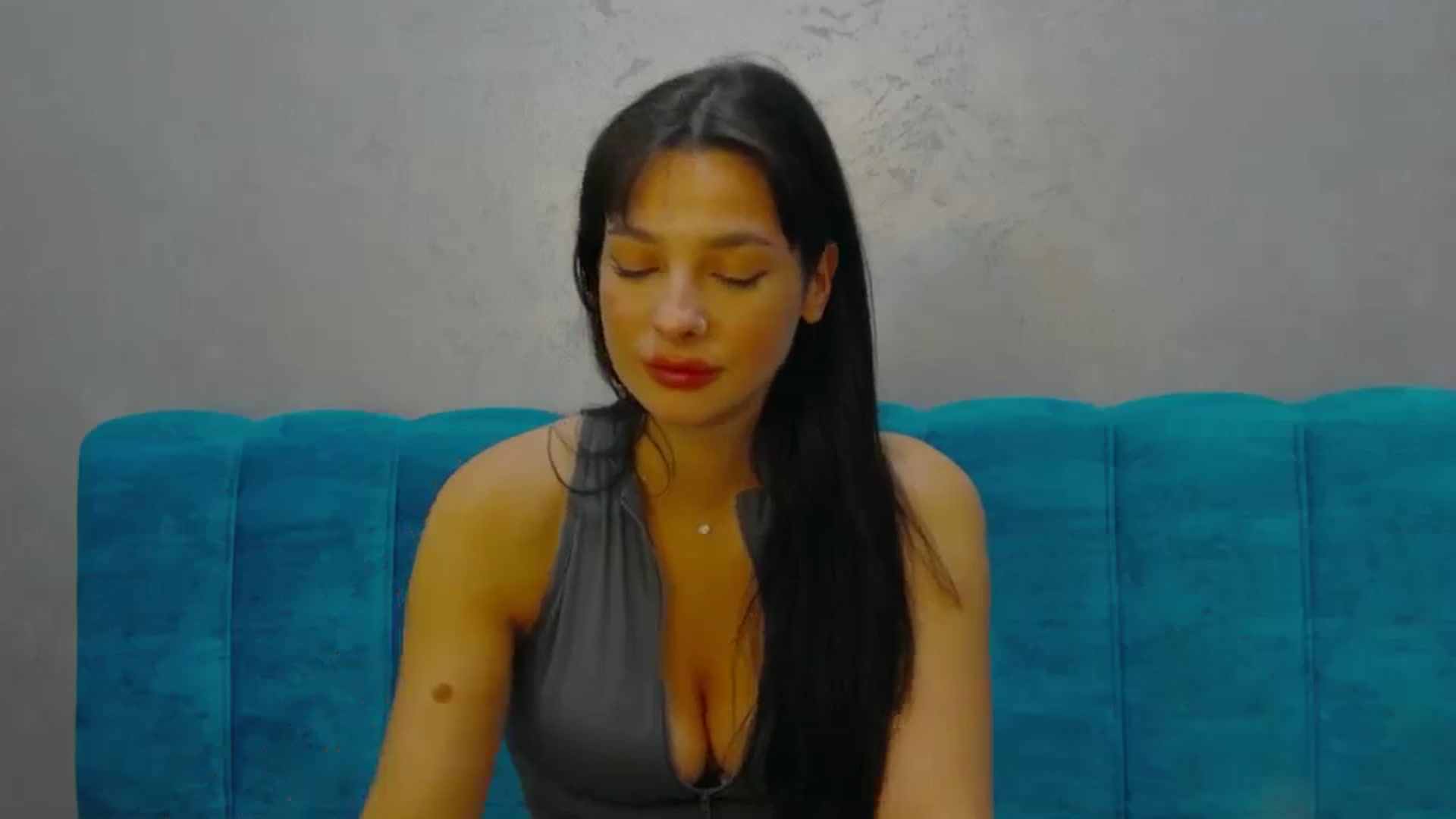 Gallery image thumbnail from SexyLittleMe's myfreecams stream on, 10/07/2024, 15:04 image 8 of 20