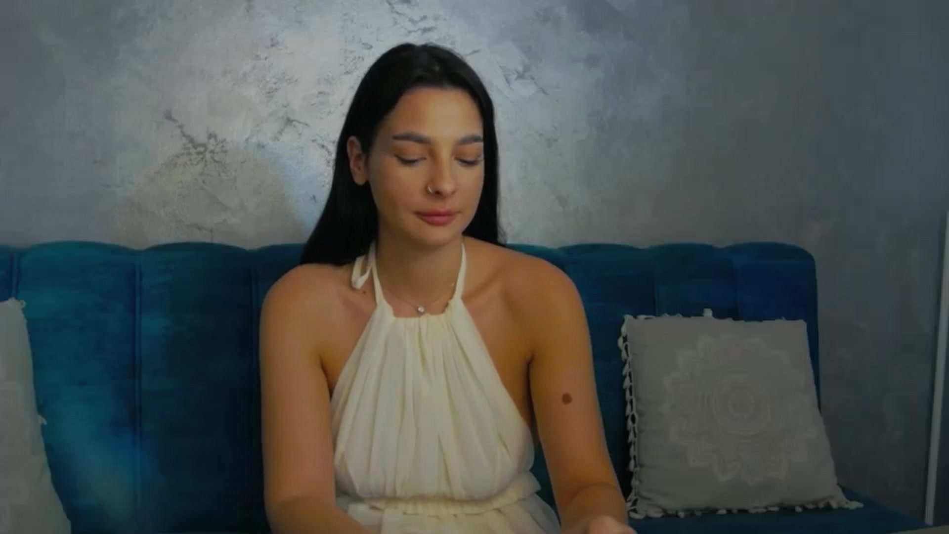 Gallery image thumbnail from SexyLittleMe's myfreecams stream on, 10/10/2024, 15:05 image 5 of 20