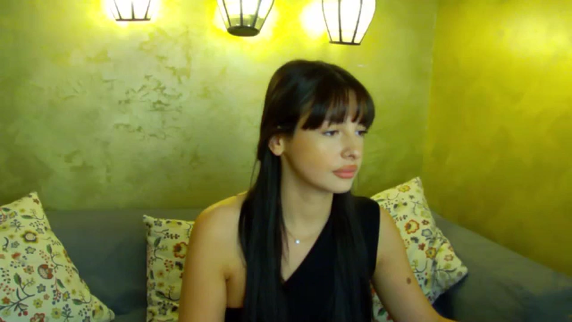 Gallery image thumbnail from SexyLittleMe's myfreecams stream on, 10/18/2024, 13:19 image 1 of 20