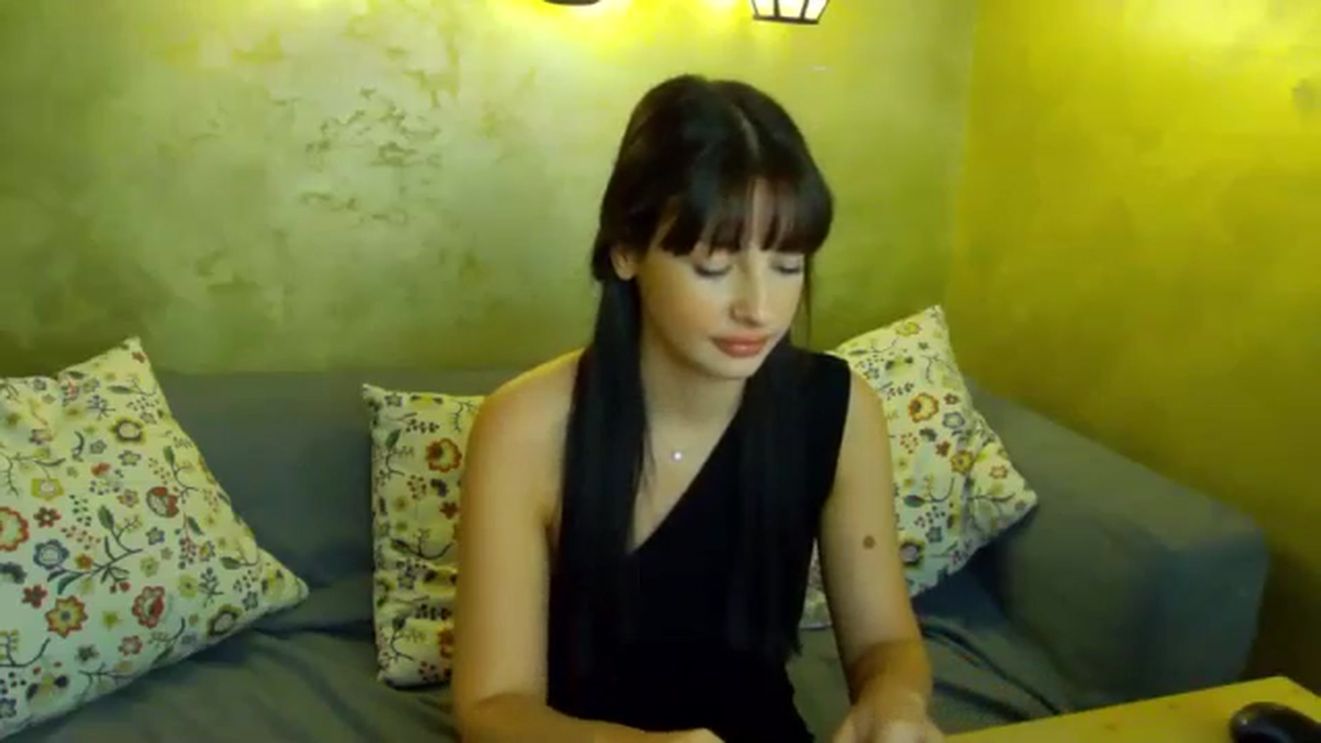 Gallery image thumbnail from SexyLittleMe's myfreecams stream on, 10/18/2024, 13:19 image 12 of 20
