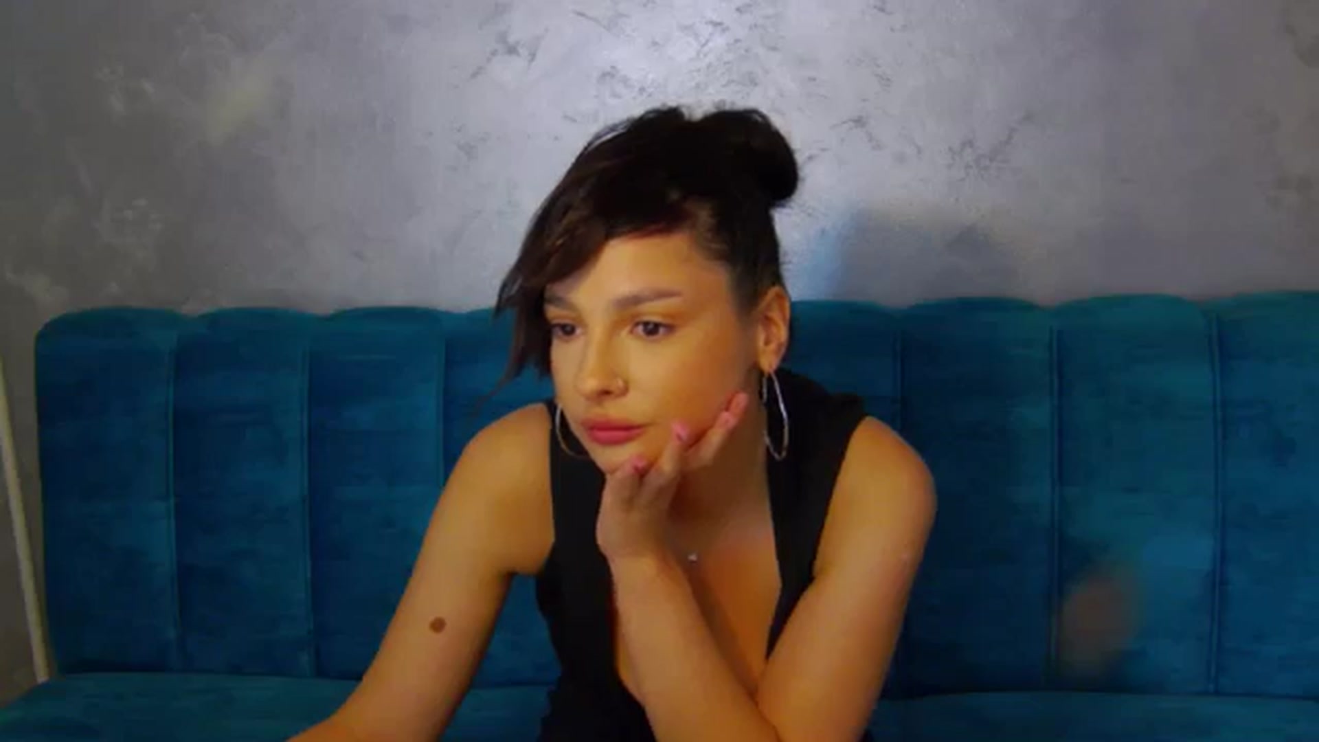 Gallery image thumbnail from SexyLittleMe's myfreecams stream on, 10/22/2024, 14:59 image 6 of 20