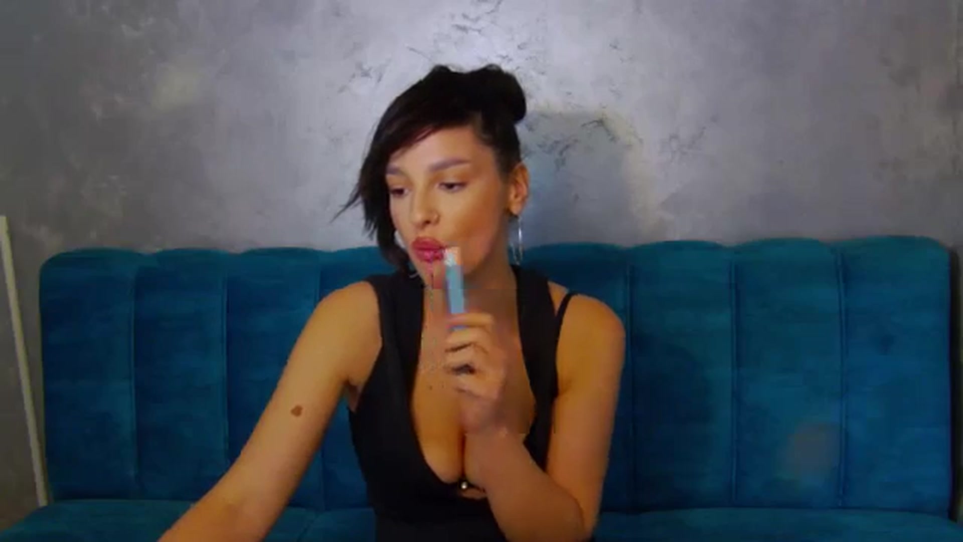 Gallery image thumbnail from SexyLittleMe's myfreecams stream on, 10/22/2024, 18:55 image 6 of 20