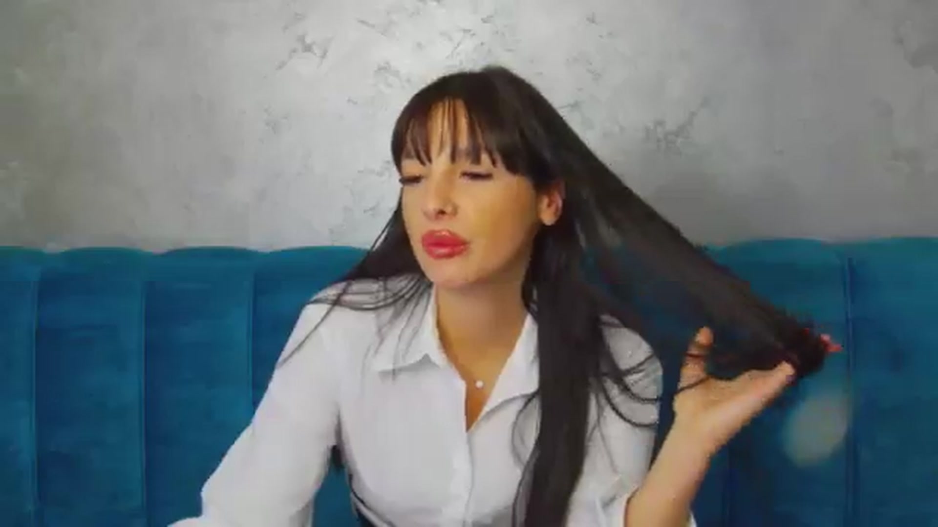 Gallery image thumbnail from SexyLittleMe's myfreecams stream on, 10/23/2024, 16:38 image 19 of 20