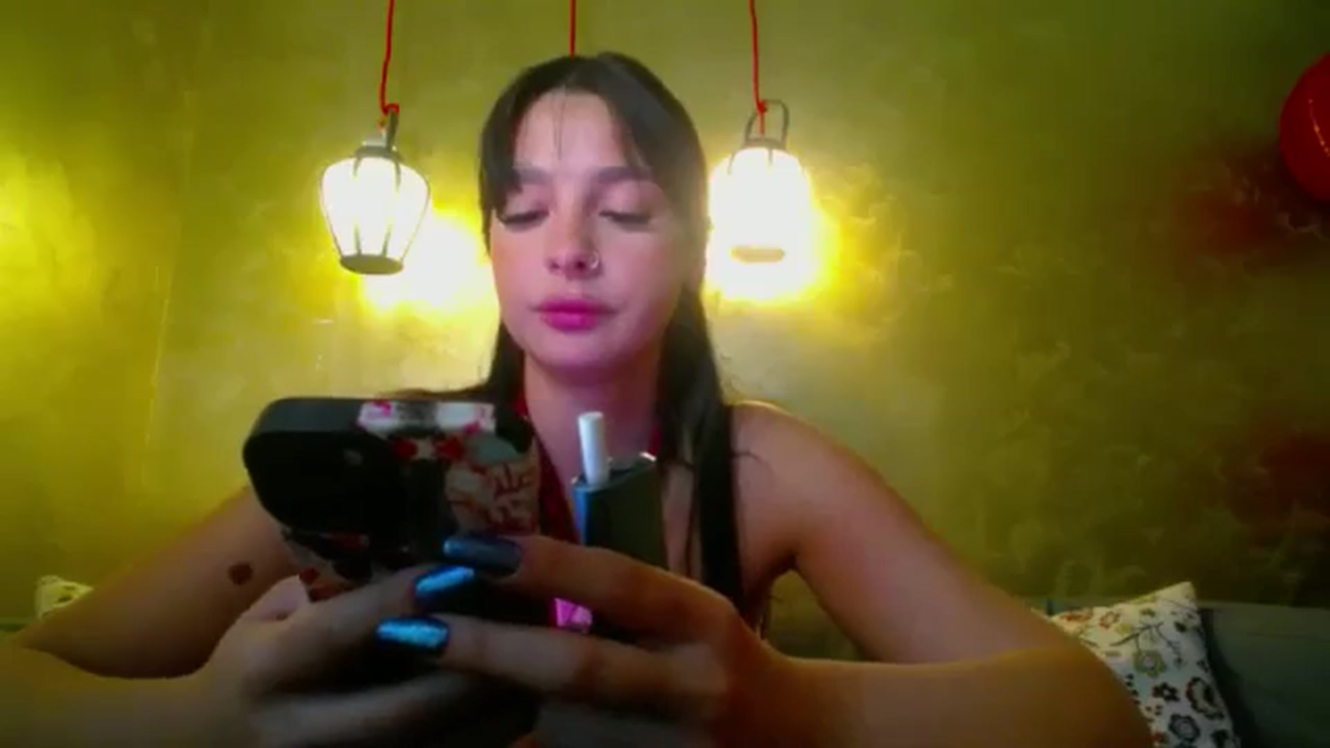 Gallery image thumbnail from SexyLittleMe's myfreecams stream on, 10/24/2024, 14:25 image 16 of 20