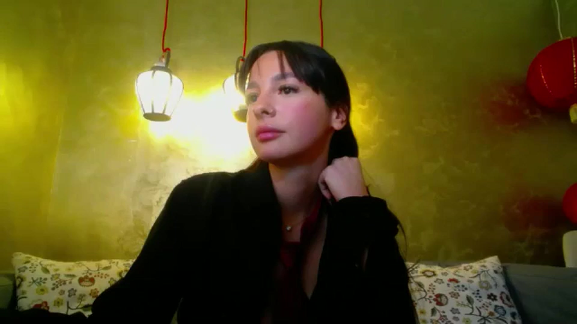 Gallery image thumbnail from SexyLittleMe's myfreecams stream on, 10/24/2024, 16:13 image 17 of 20