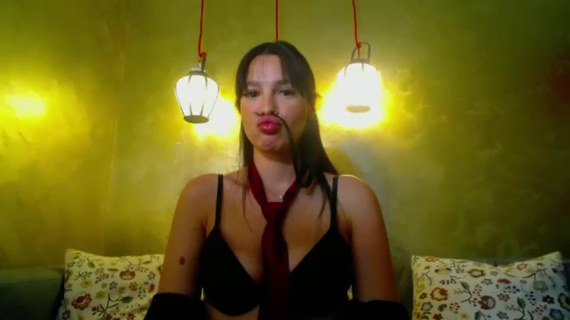 Gallery image thumbnail from SexyLittleMe's myfreecams stream on, 10/24/2024, 16:13 image 5 of 20