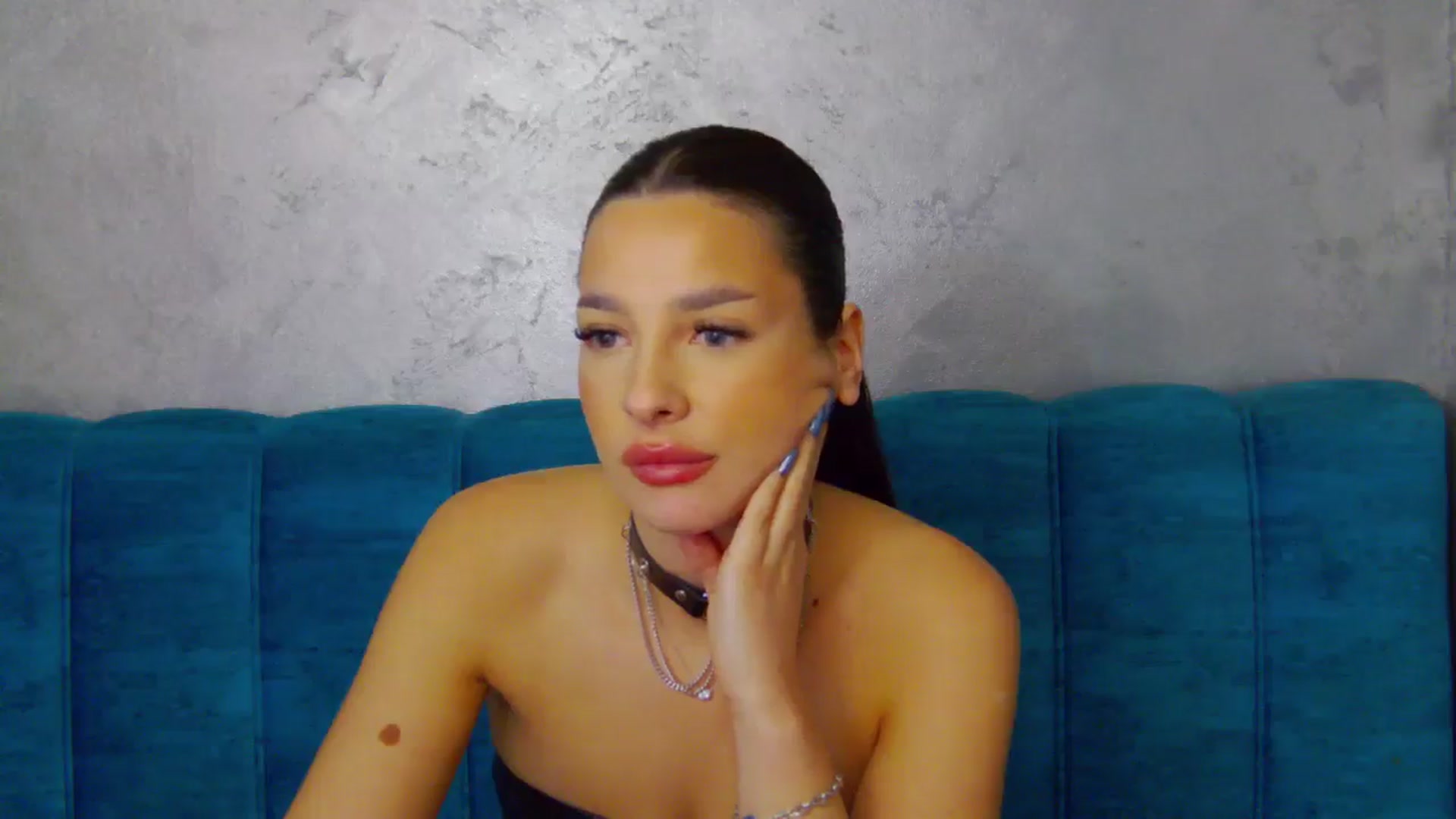 Gallery image thumbnail from SexyLittleMe's myfreecams stream on, 10/25/2024, 17:49 image 5 of 20