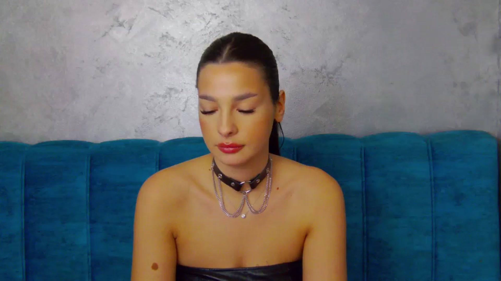 Gallery image thumbnail from SexyLittleMe's myfreecams stream on, 10/25/2024, 17:49 image 3 of 20