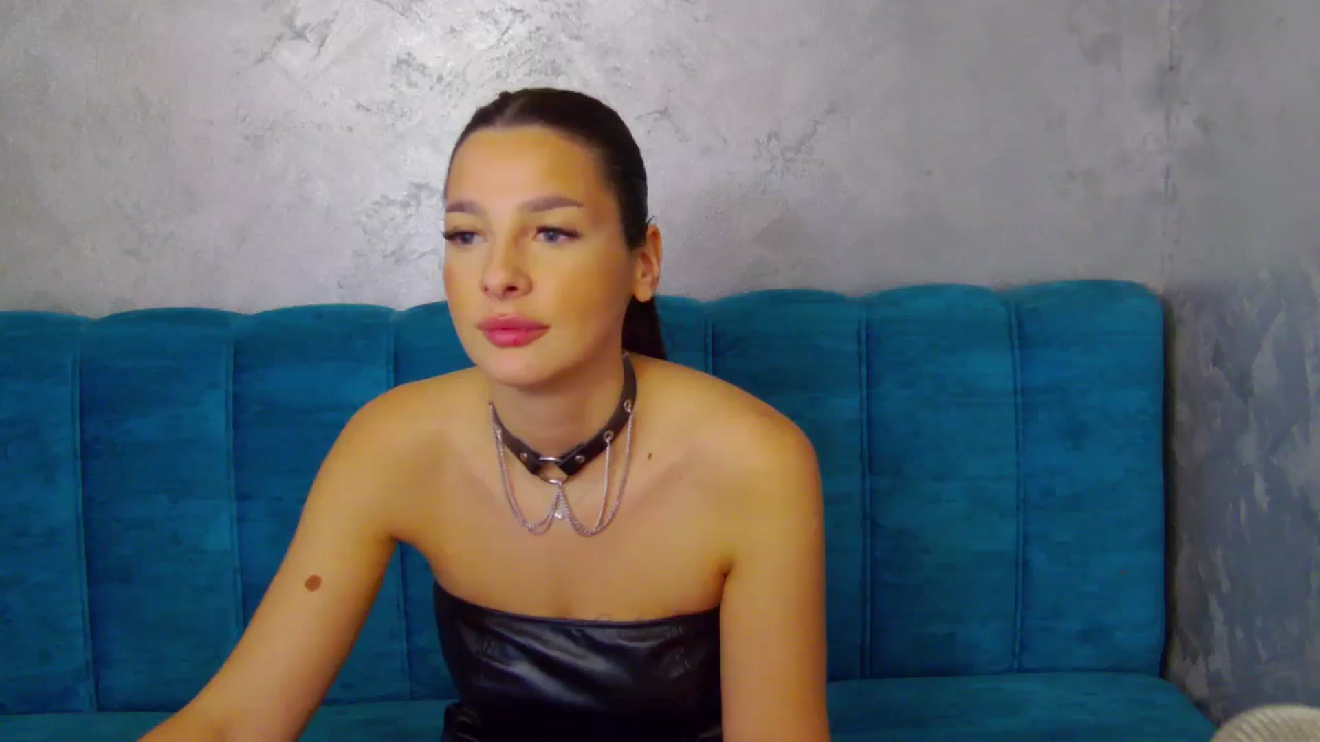 Gallery image thumbnail from SexyLittleMe's myfreecams stream on, 10/25/2024, 18:51 image 2 of 20