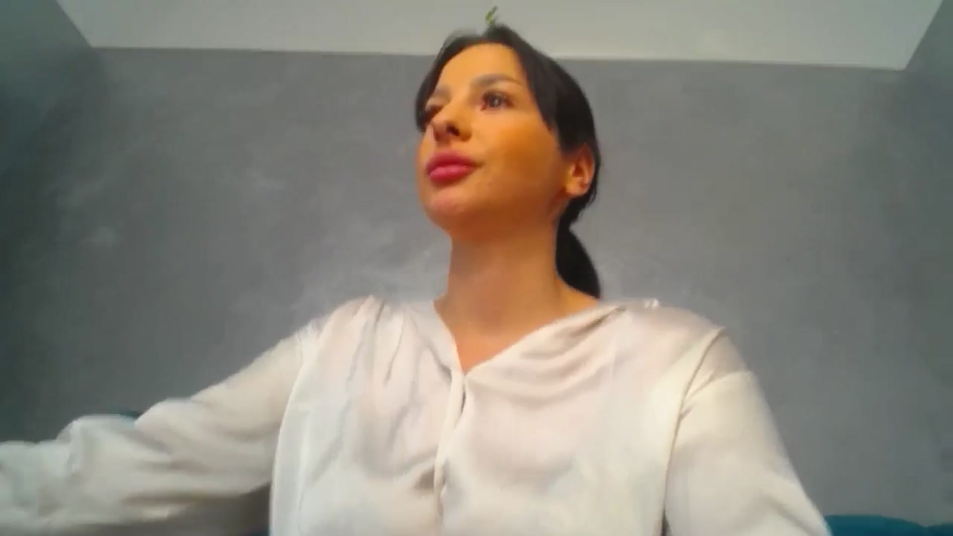Gallery image thumbnail from SexyLittleMe's myfreecams stream on, 10/28/2024, 16:08 image 12 of 20
