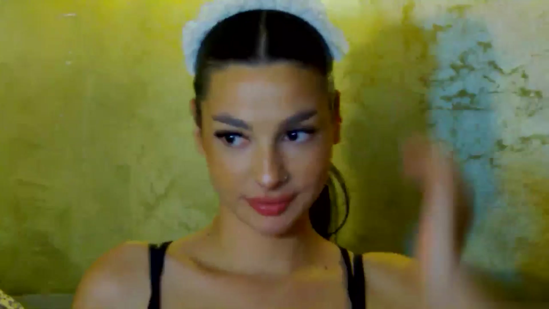Gallery image thumbnail from SexyLittleMe's myfreecams stream on, 10/29/2024, 19:37 image 6 of 20