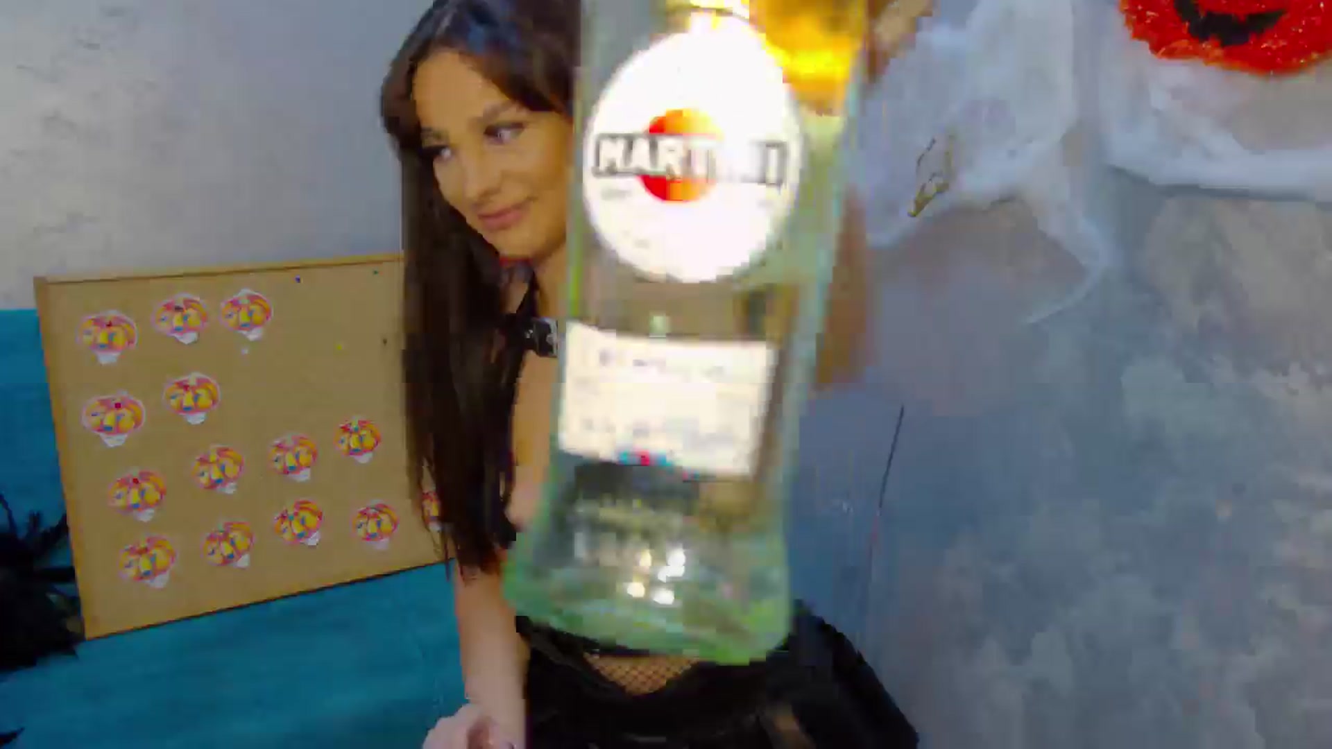 Gallery image thumbnail from SexyLittleMe's myfreecams stream on, 10/30/2024, 15:10 image 10 of 20