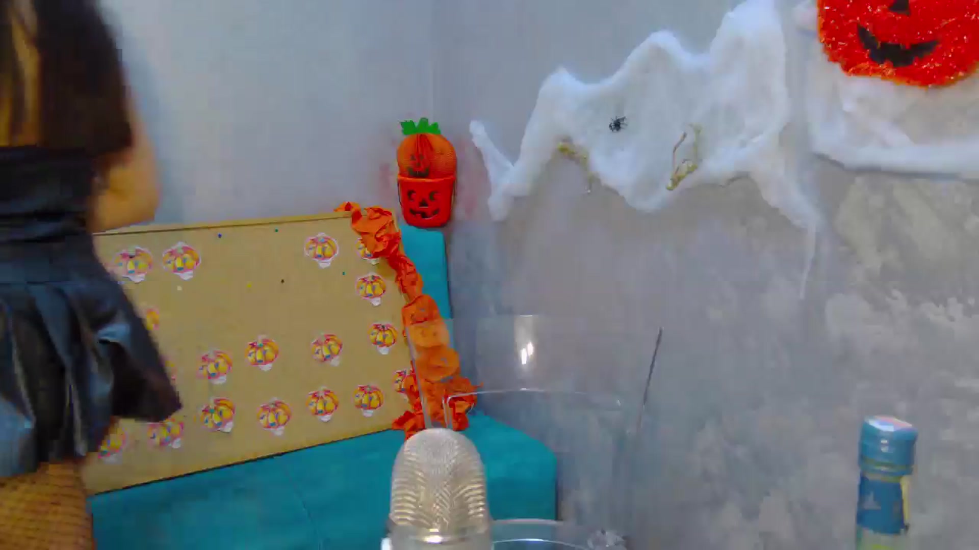 Gallery image thumbnail from SexyLittleMe's myfreecams stream on, 10/30/2024, 15:10 image 15 of 20