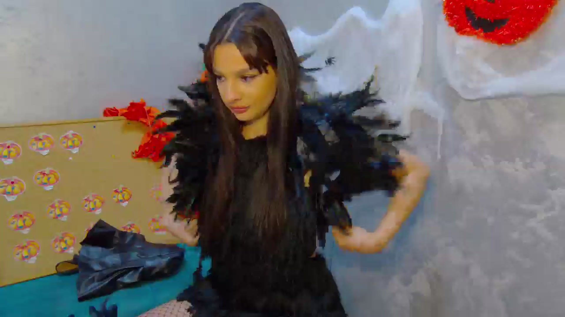 Gallery image thumbnail from SexyLittleMe's myfreecams stream on, 10/30/2024, 18:11 image 11 of 20