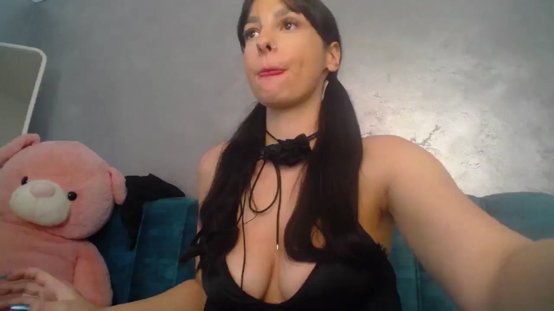 Gallery image thumbnail from SexyLittleMe's myfreecams stream on, 11/07/2024, 17:58 image 14 of 20
