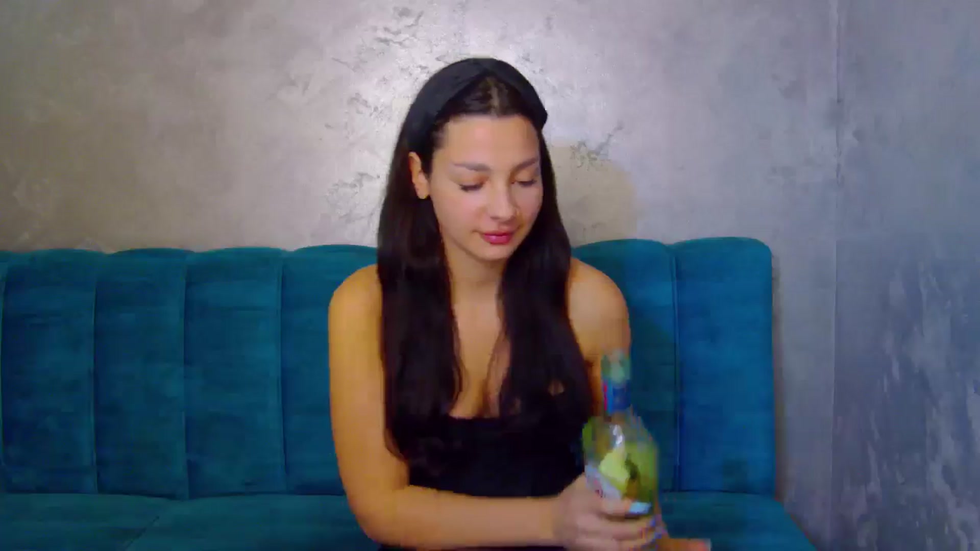 Gallery image thumbnail from SexyLittleMe's myfreecams stream on, 11/08/2024, 16:58 image 18 of 20